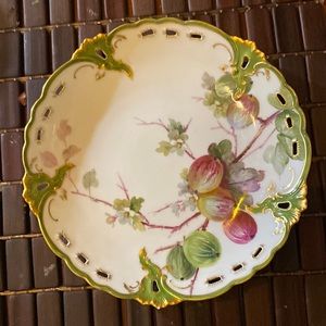 Antique Nymphenburg Reticulated Fruit Dessert Plate Porcelain Fruit & Vines
